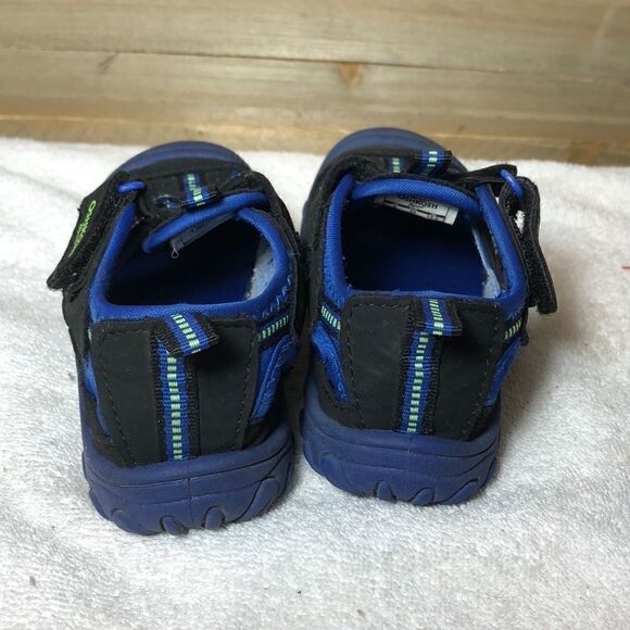 OshKosh Bgosh No tie Water shoes - Picture 12 of 16